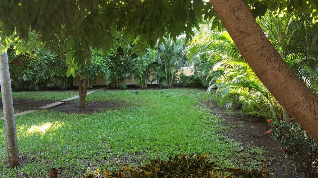 Hotel La Arboleda Managua Esterno foto