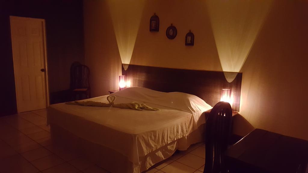 Hotel La Arboleda Managua Esterno foto