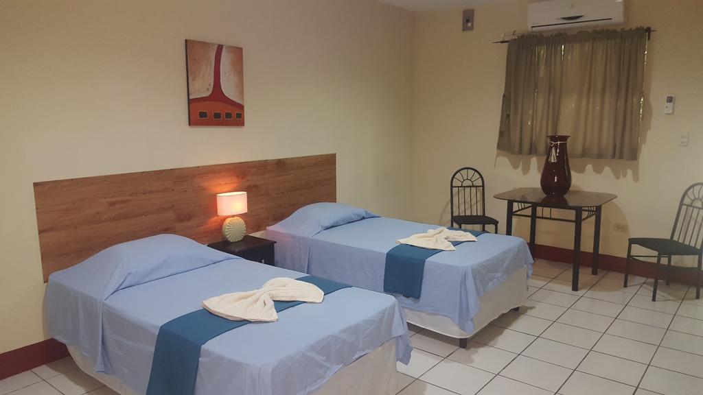 Hotel La Arboleda Managua Esterno foto
