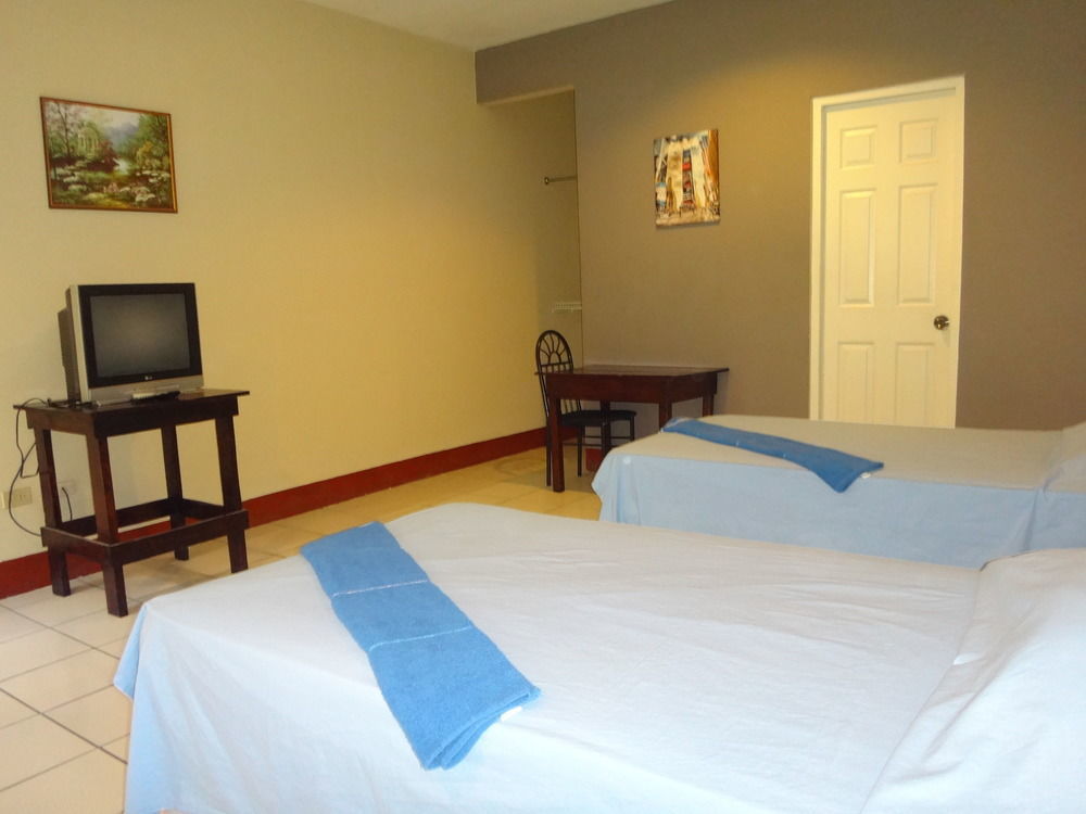 Hotel La Arboleda Managua Esterno foto